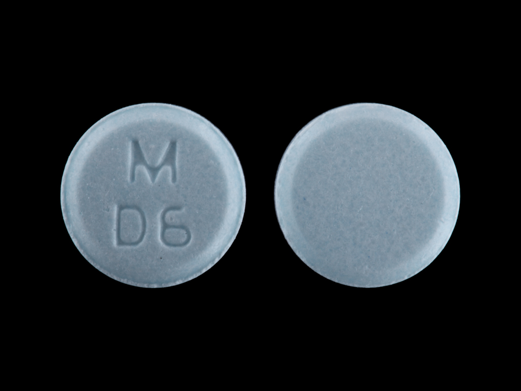 Blue Round pill with imprint M;D6 — Dicyclomine hydrochloride Dicyclomine hydrochloride 20 mg; (view 4)