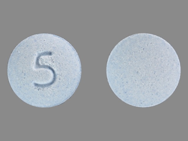 Blue Round pill with imprint 5 — Desloratadine Desloratadine 5 mg; (view 3)