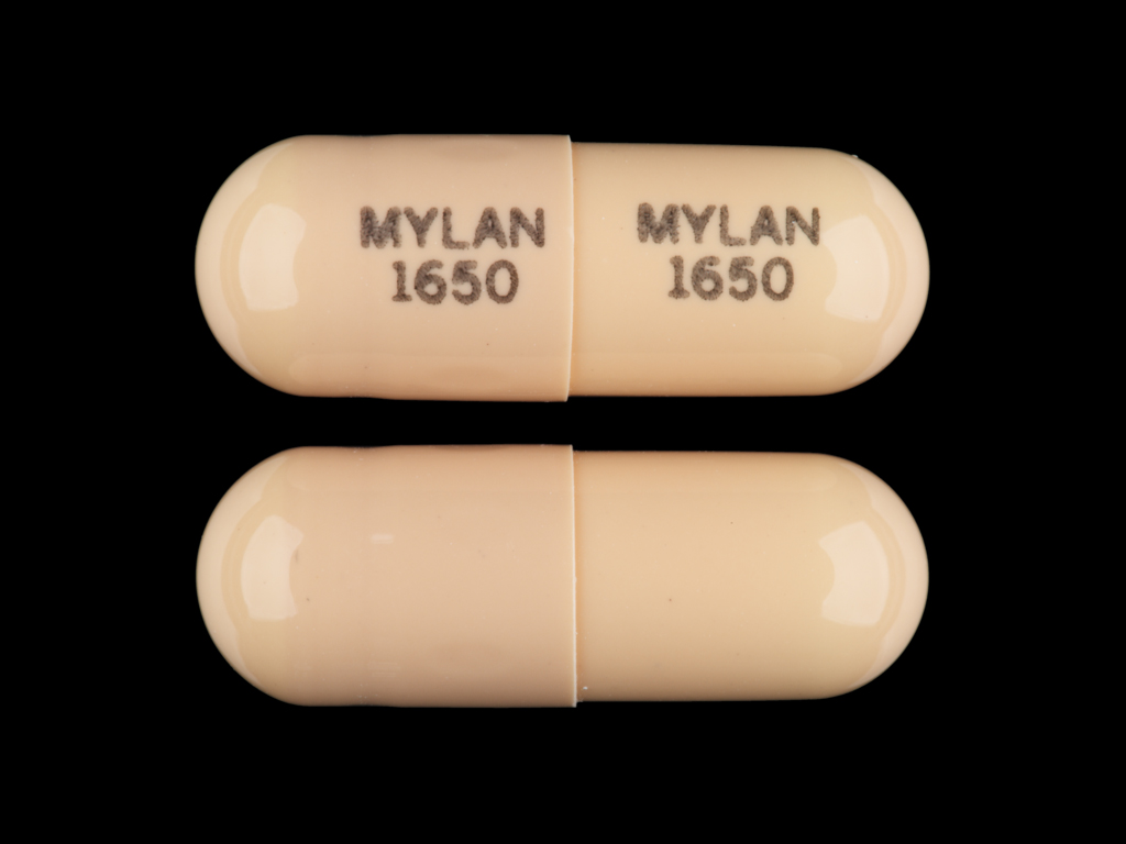 Brown Capsule pill with imprint MYLAN;1650 — Nitrofurantoin (macrocrystals) Nitrofurantoin 50 mg; (view 2)