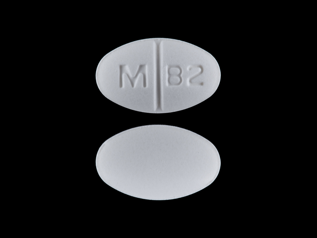 White Oval pill with imprint M;B2 — Buspirone hydrochloride 10 mg (view 6)