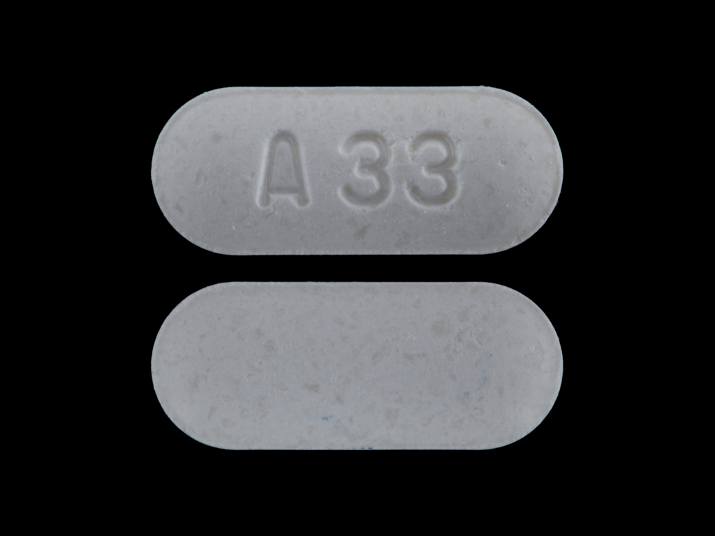 White Oval pill with imprint A33 — Cefuroxime axetil Cefuroxime axetil 250 mg; (view 3)